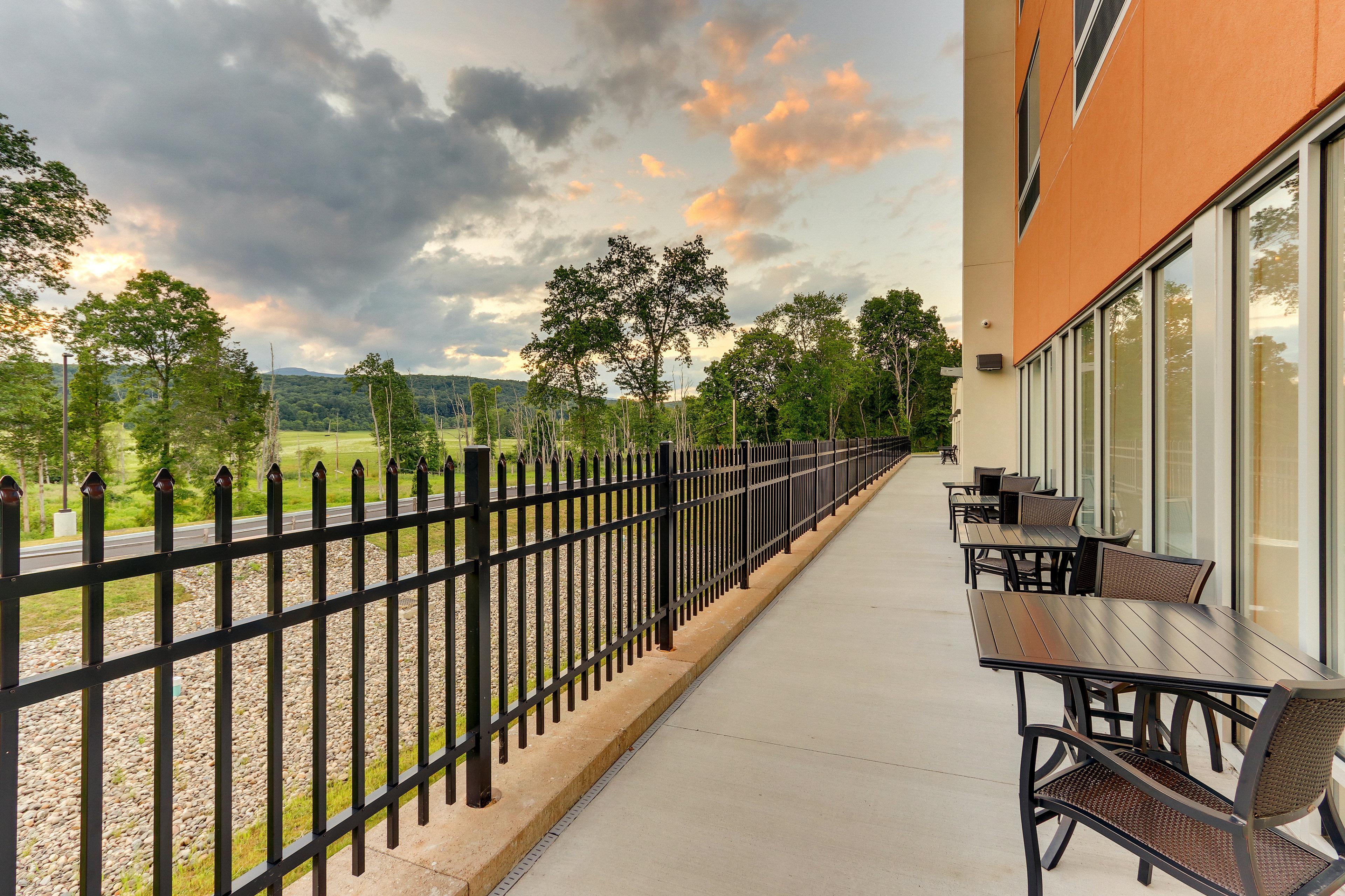 Holiday Inn Express & Suites - Saugerties - Hudson Valley By Ihg Экстерьер фото